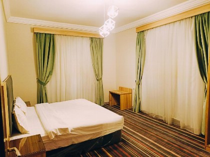 Alhamra Park hotel - image 3
