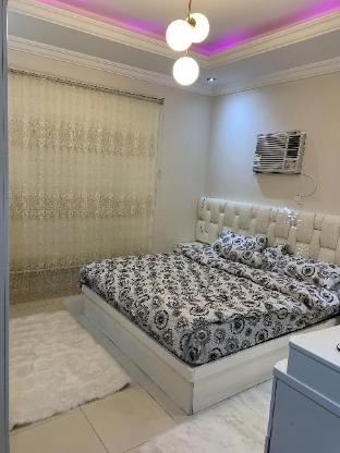 G شقة متميزه غرفة وصاله بأثاث انيق  - image 4