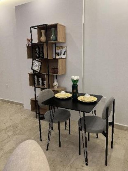 A quiet self-entry apartment - image 3