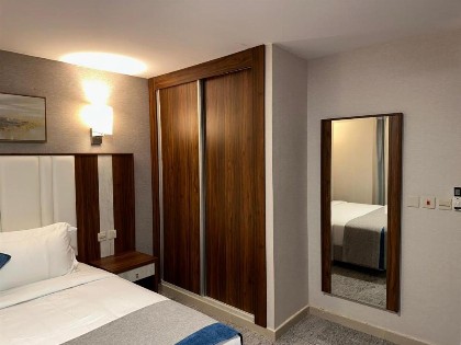 Sweet Home For Serviced Accommodation - image 18