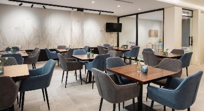 Marlo Hotel - image 19