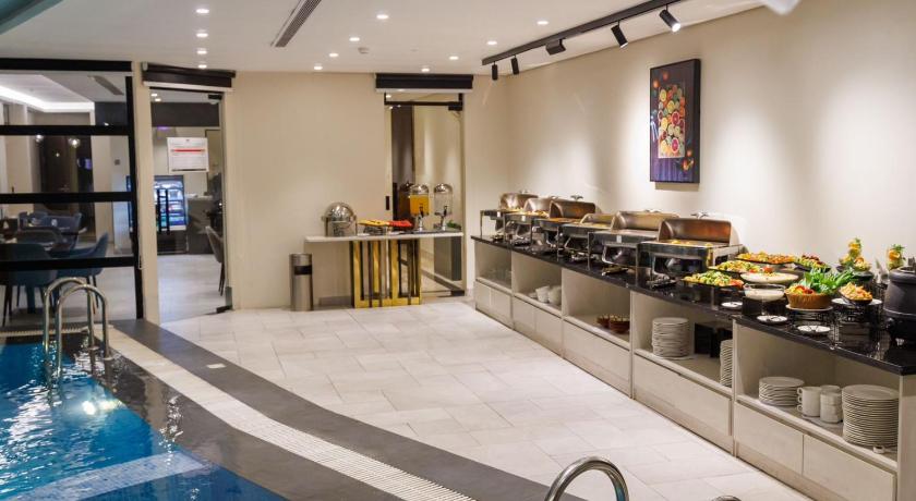 Marlo Hotel - image 4
