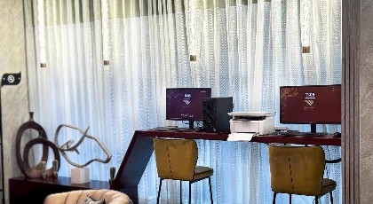 Redwaves Hotel - image 13