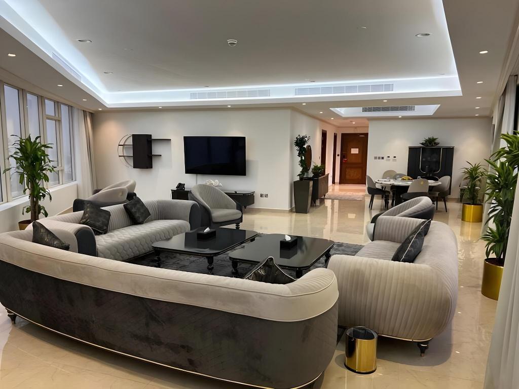 Seafront Luxury Suites Jeddah Corniche - image 4