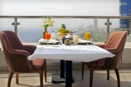 Seafront Luxury Suites Jeddah Corniche - image 6