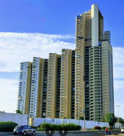 Urban Luxury Apartment - image 17
