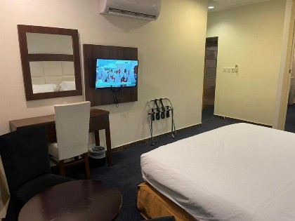 Dar Hotel Suites - image 17