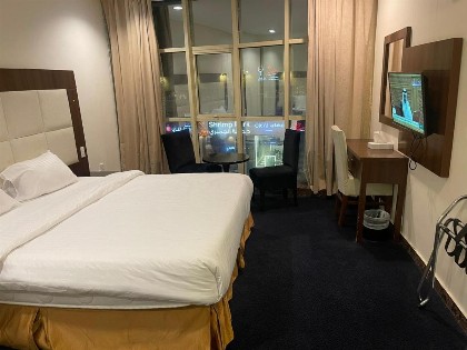 Dar Hotel Suites - image 4