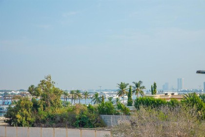 Suite 777 - image 16