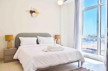 Chic/Elegant 4 Bedrooms… - image 10