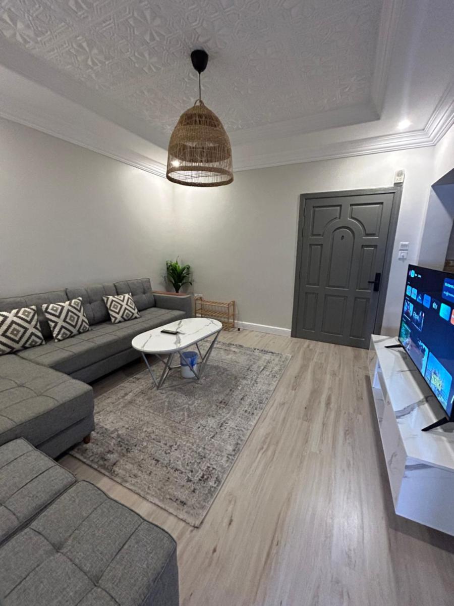 Private Apartment 27 - image 4