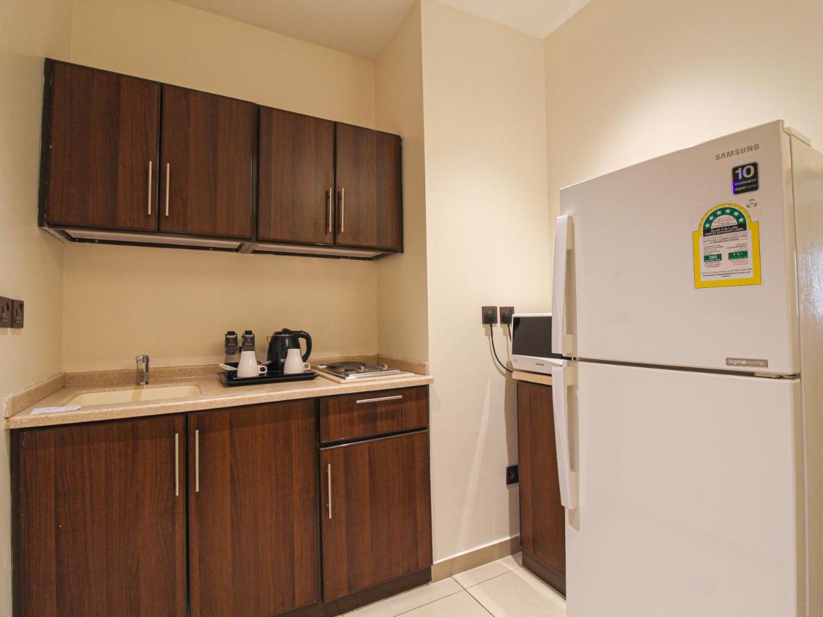 Friesian Hotel Suites - image 3