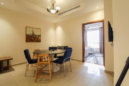 Friesian Hotel Suites - image 6