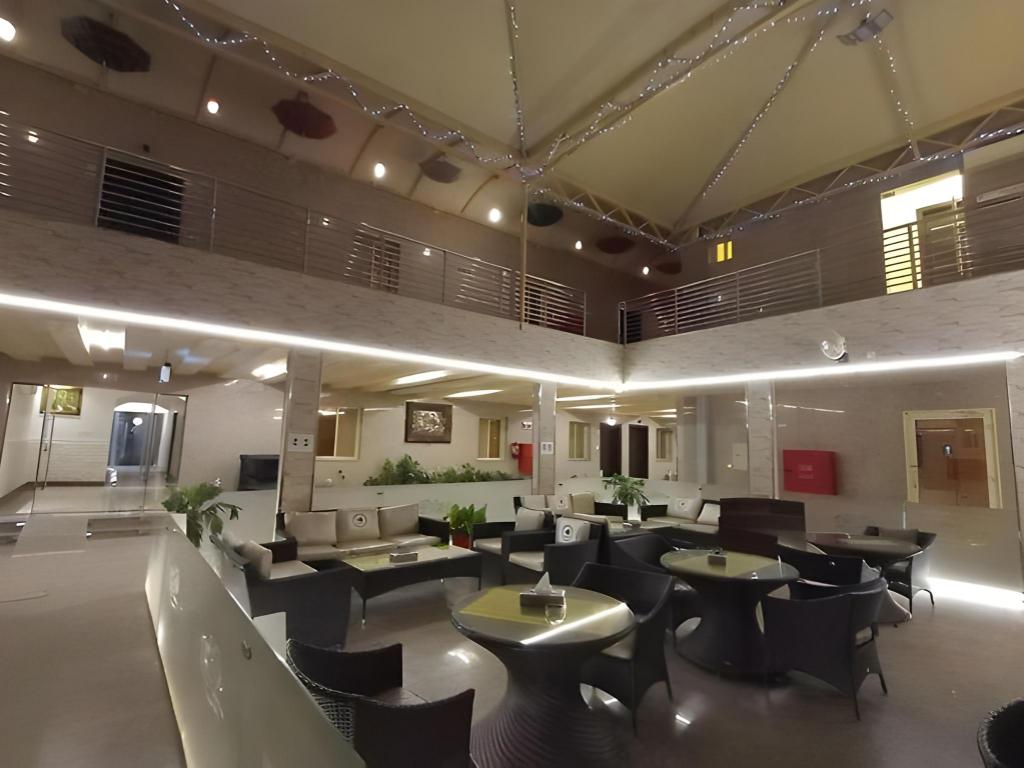 Celine Almotamaiza Serviced Apartment - image 3