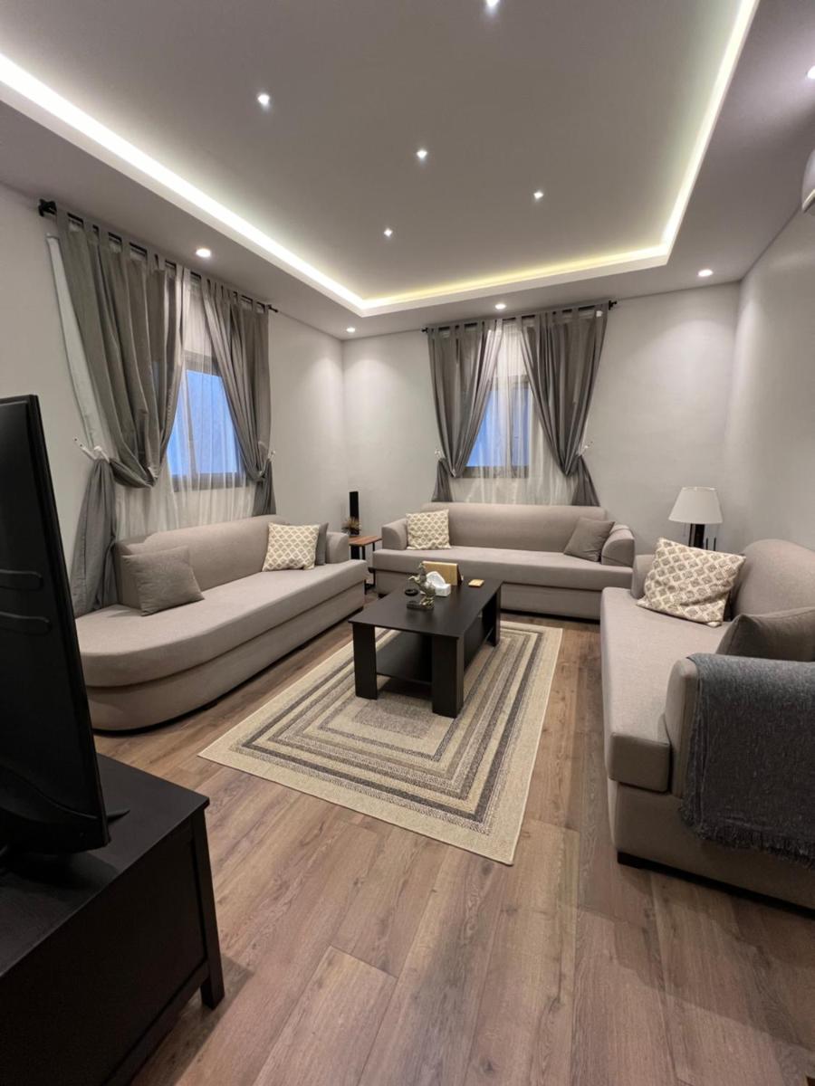 شقة فندقية فاخرة بحي الروضة - main image