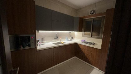 شقة فندقية فاخرة بحي الروضة - image 8