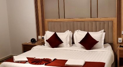 GOLDEN NEW UMU ALQURAA Hotel - image 4