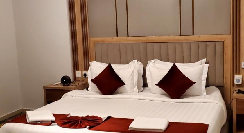 GOLDEN NEW UMU ALQURAA Hotel - image 4