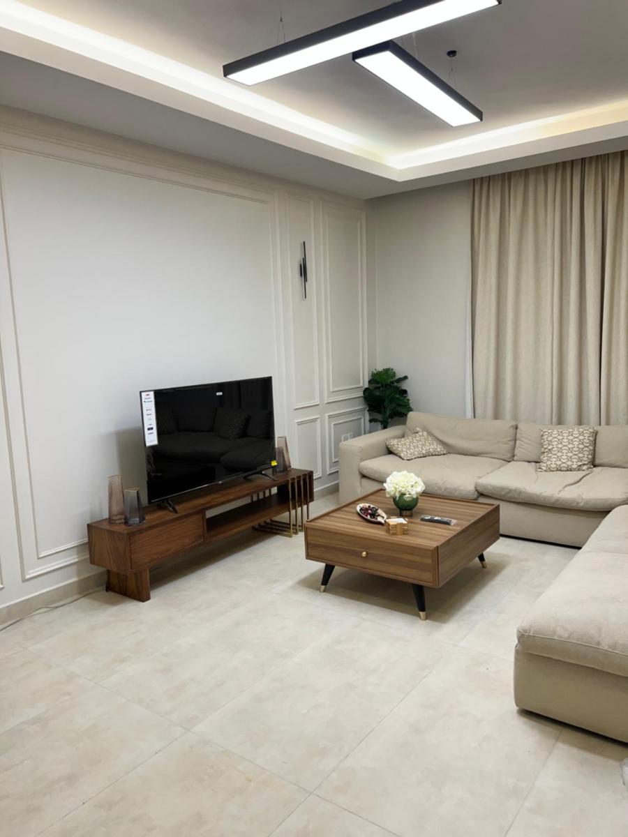شقة في حي الروضة الراقي - image 2
