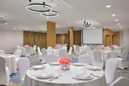 Holiday Inn Jeddah Corniche - image 10