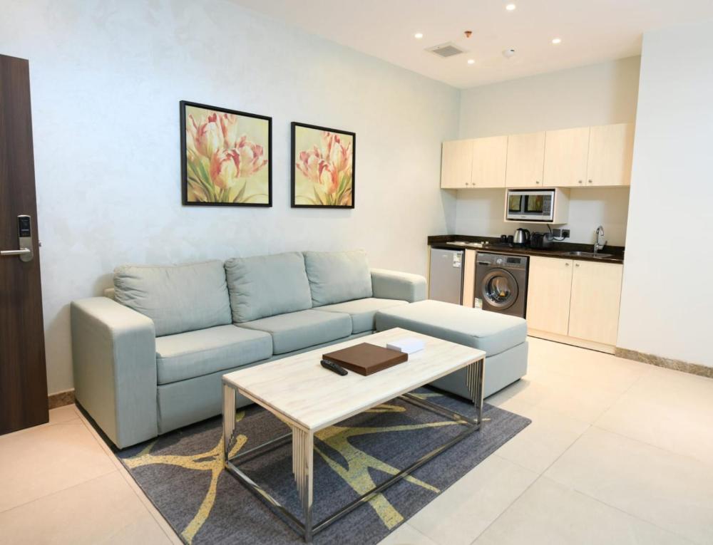 Renee Suites - image 6