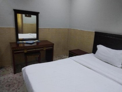 الحسناء المتطورة - image 2