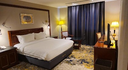 Quiet Shatea Jeddah Hotel - image 10