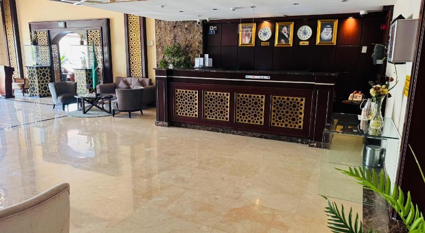 Quiet Shatea Jeddah Hotel - image 4