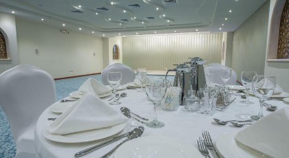 Quiet Shatea Jeddah Hotel - image 9