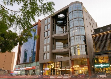 The S Hotel - image 1