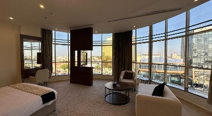 The S Hotel - image 3