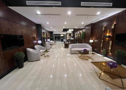 The S Hotel - image 9
