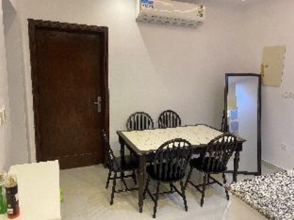 Quiet apartment near the airport  - image 2