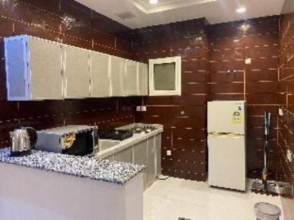 Quiet apartment near the airport  - image 3