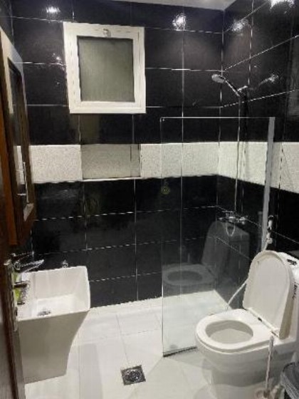 Quiet apartment near the airport  - image 4
