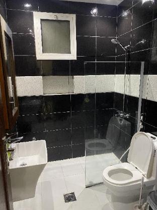 Quiet apartment near the airport  - image 4