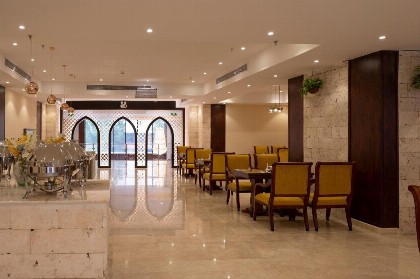 Seasons Park Hotel - image 19