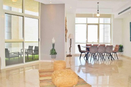 Elegant 4 Beds W/Partial SeaView - image 11