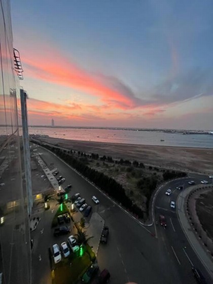 Elegant 4 Beds W/Partial SeaView - image 14