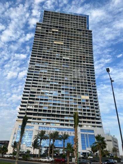 شقة باأطلالة بحرية برج الجوهره داماك Damac AlJawharah Tower - image 1