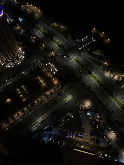 شقة باأطلالة بحرية برج الجوهره داماك Damac AlJawharah Tower - image 11