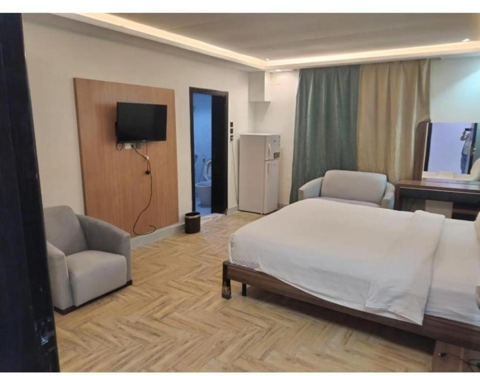 Mera Park Hotel - main image