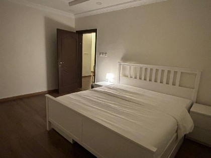 Furnished apartment near airport - image 6