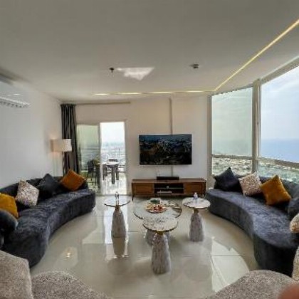 Sky-high Villa فيلا عنان السماء - image 6