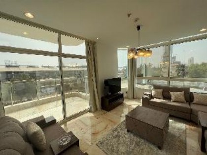 Luxurious Apartment Sea View شقة فارهة على البحر - image 12