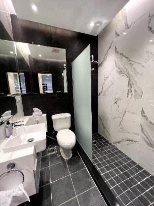 Luxurious Apartment Sea View شقة فارهة على البحر - image 4