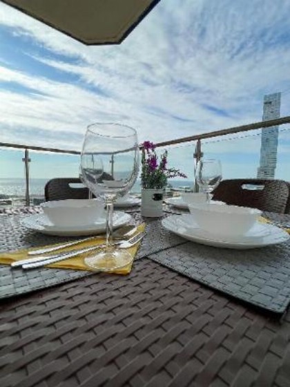 Vanquish Sea View شقة الرفاهية بإطلالة البحر - image 3