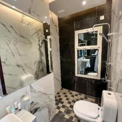 Urban Luxury Apartment شقة الفخامة الحضارية - image 13