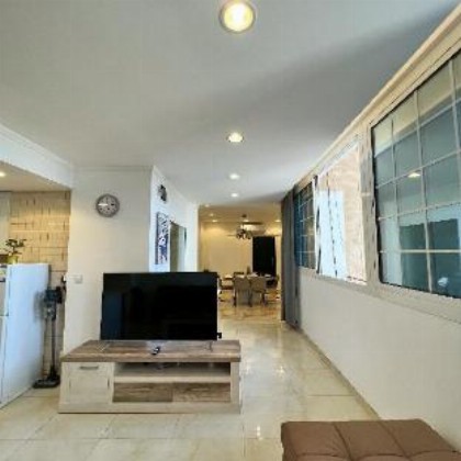 Urban Luxury Apartment شقة الفخامة الحضارية - image 9