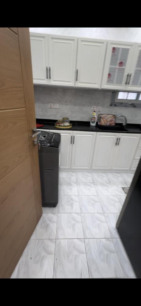 Luxury apartment - image 7